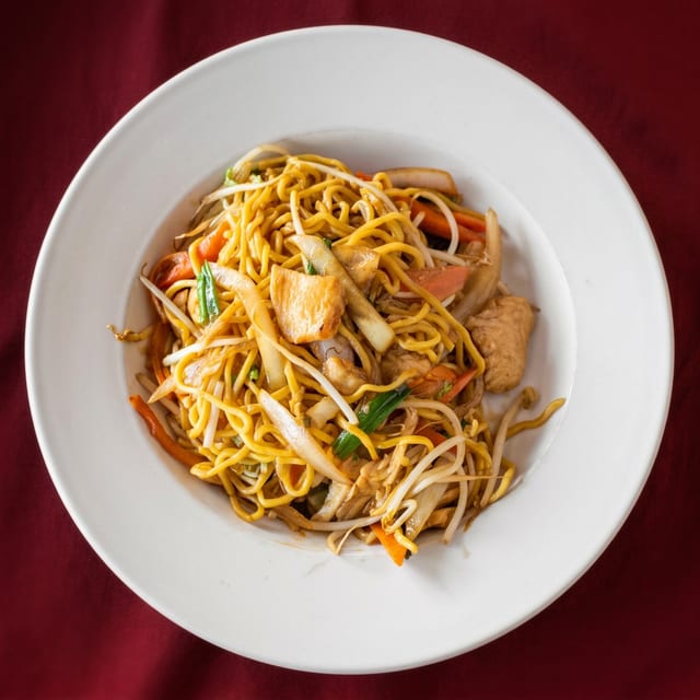 Lo-Mein Noodles.
